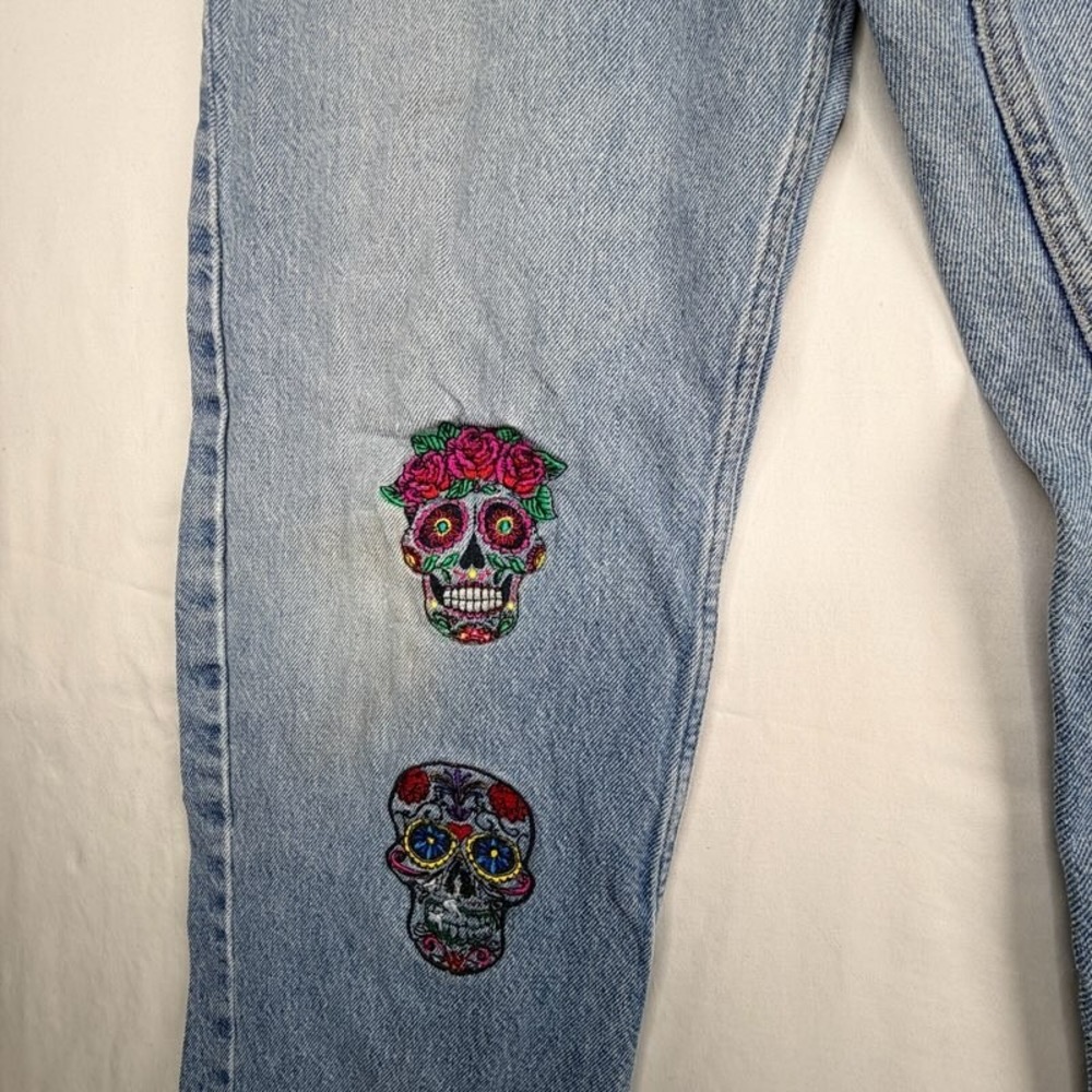 Custom Sugar Skull Embroidered Distressed Levi Straight Leg Jeans Blue - Picture 2 of 6